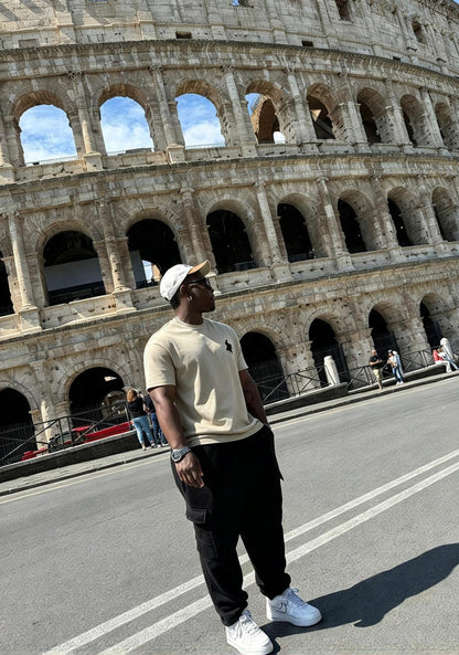 Camiseta "Rosta y Cultura" · Beige — foto real, frontal
